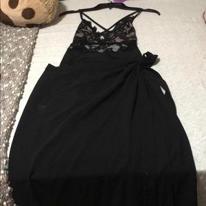 Dress color black the 2 parts